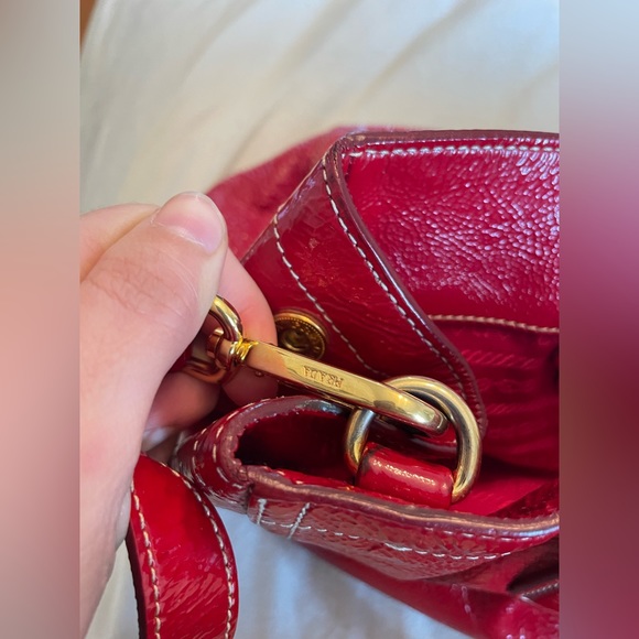 Prada red patent leather bag 🌶️ - Picture 13 of 14